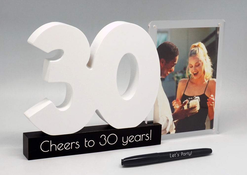 [20785] CELEBRATION SIGNATRE FRME 30 R