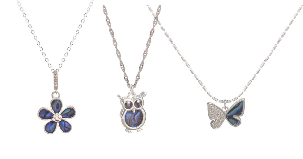 [26720] EQLB PAUA SHELL CHARM N/LACE(3